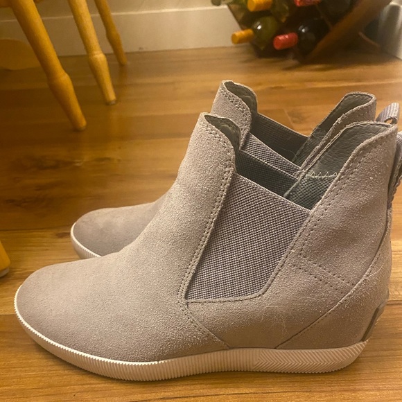 Sorel Womens Shoes - Picture 1 of 4